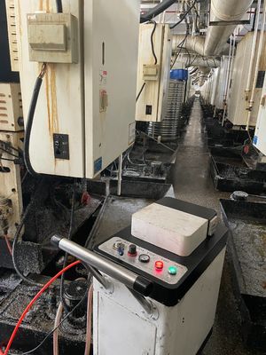 Macchina di recupero dell'olio galleggiante a scrematore di olio di raffreddamento CNC continuo