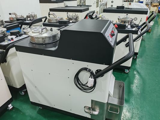 Sistema di filtrazione del liquido di raffreddamento a tripla separazione per macchine di rettifica delle strutture